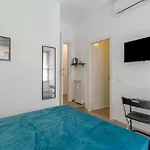 Loggia Garbatella 4*